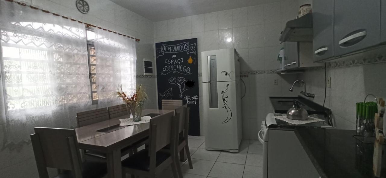 까라과따뚜바 Espaco Aconchego Com Ar-Condicionado E Amplo Jardim 빌라 외부 사진